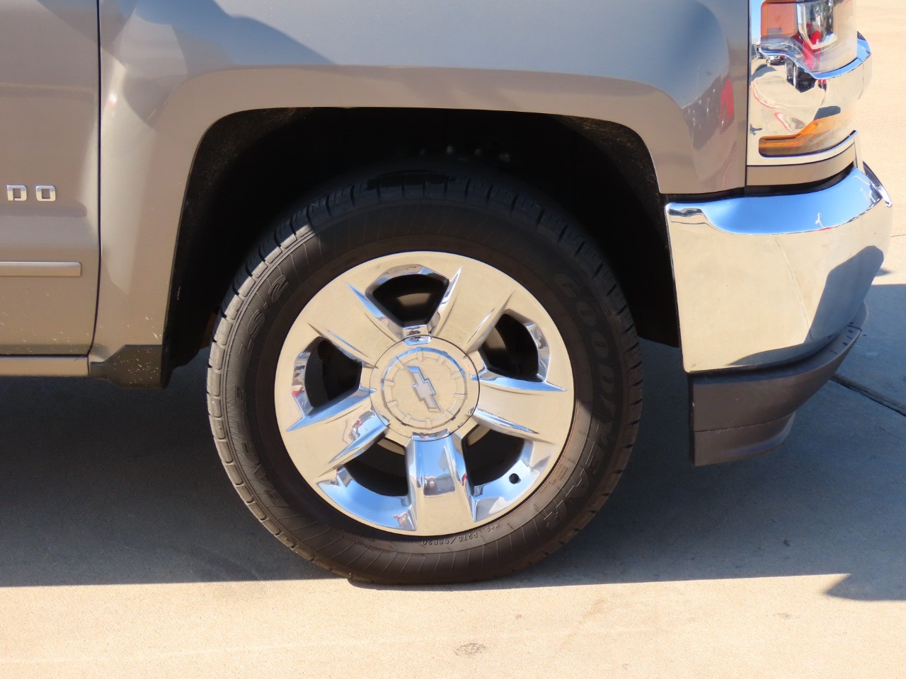 used 2017 Chevrolet Silverado 1500 car, priced at $21,999