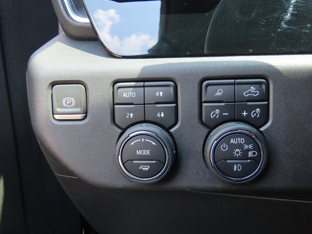 used 2022 Chevrolet Silverado 1500 car, priced at $40,999