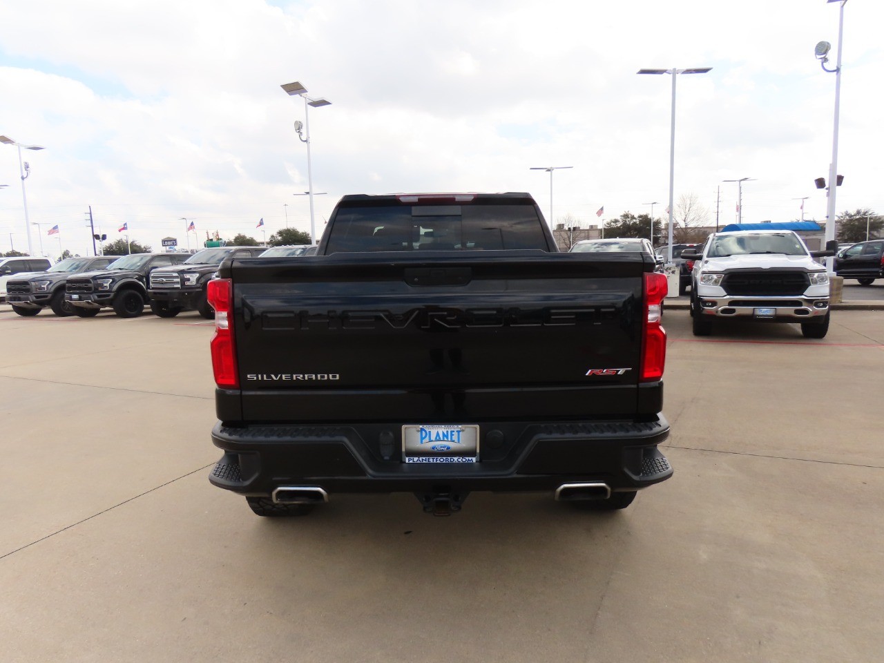 used 2021 Chevrolet Silverado 1500 car, priced at $32,999