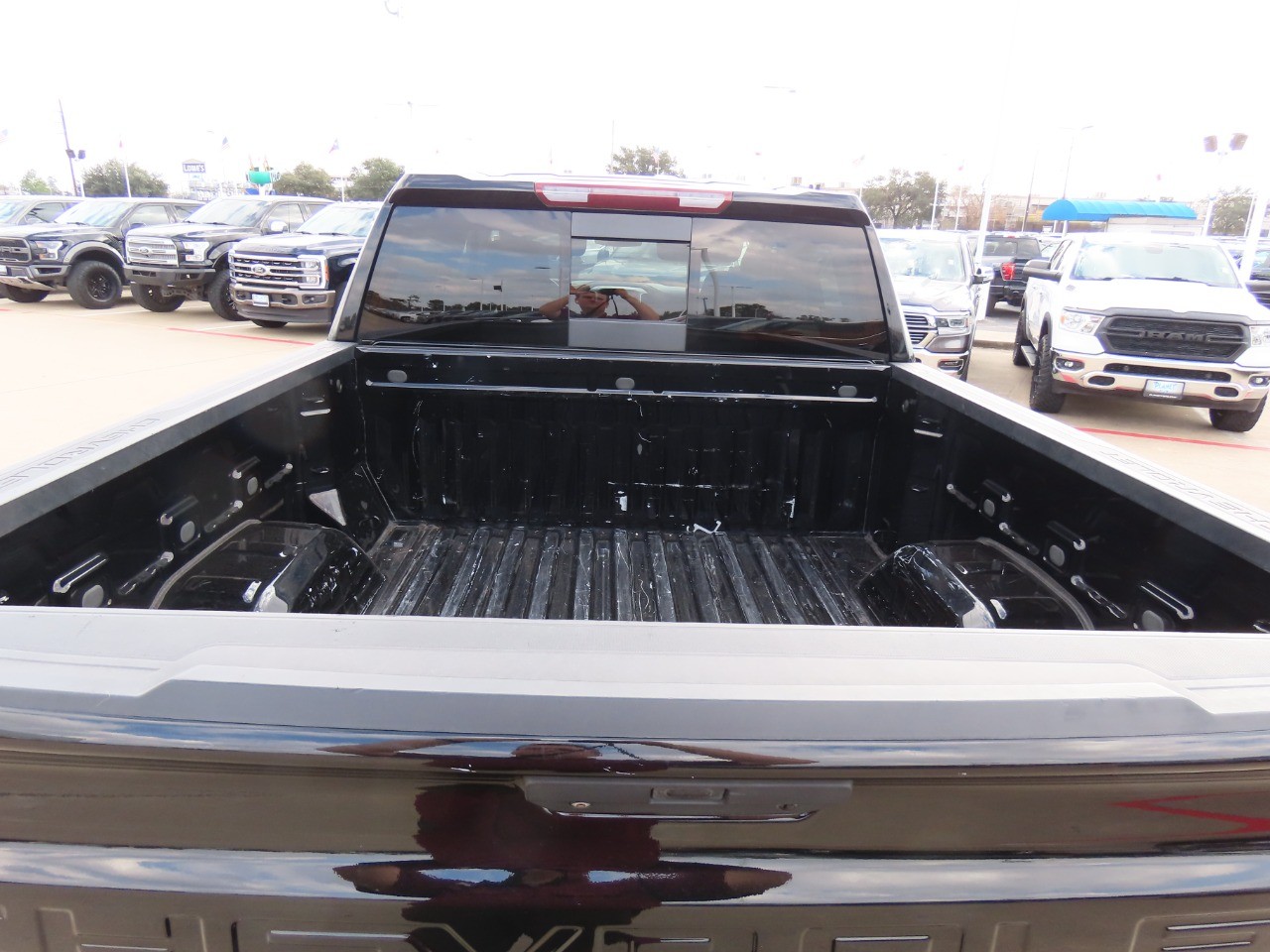 used 2021 Chevrolet Silverado 1500 car, priced at $32,999