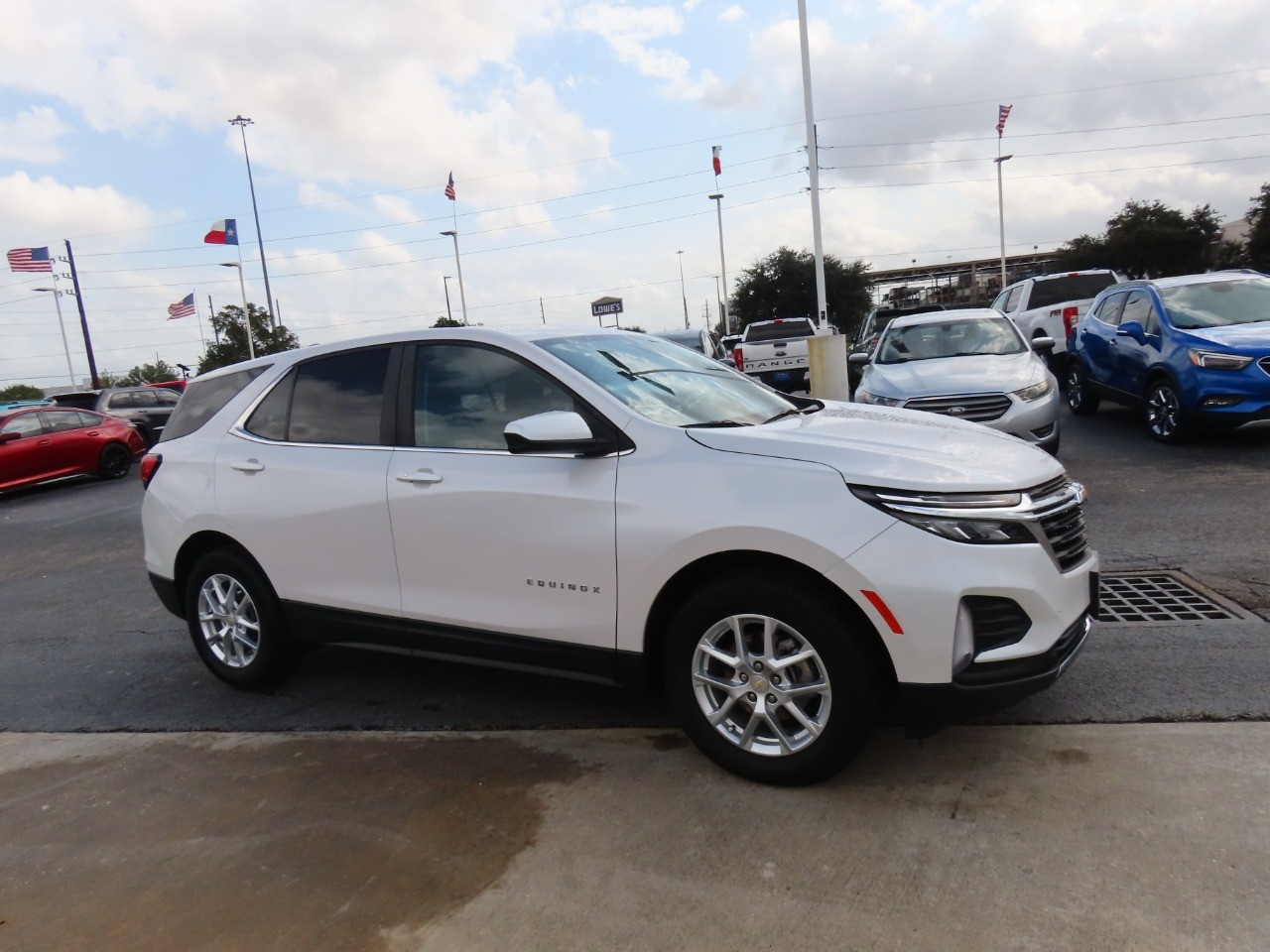 used 2022 Chevrolet Equinox car, priced at $23,999