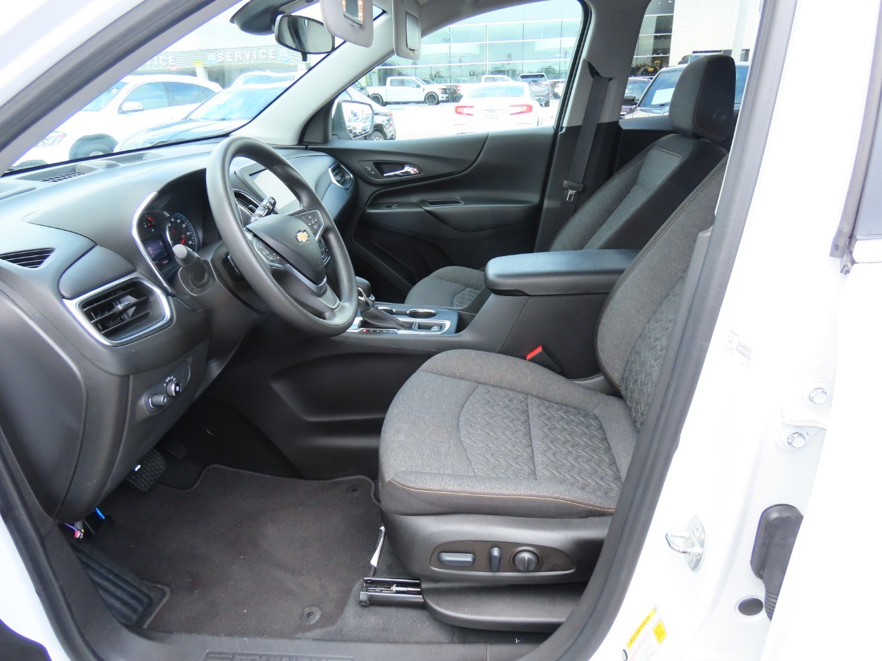 used 2022 Chevrolet Equinox car, priced at $23,999