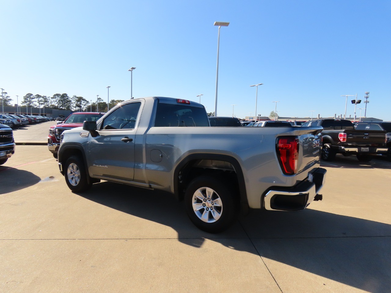 used 2024 GMC Sierra 1500 car, priced at $31,999