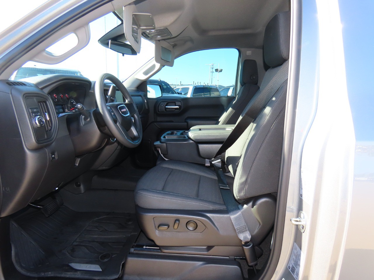 used 2024 GMC Sierra 1500 car, priced at $31,999