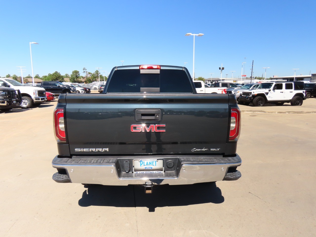 used 2018 GMC Sierra 1500 car, priced at $25,999