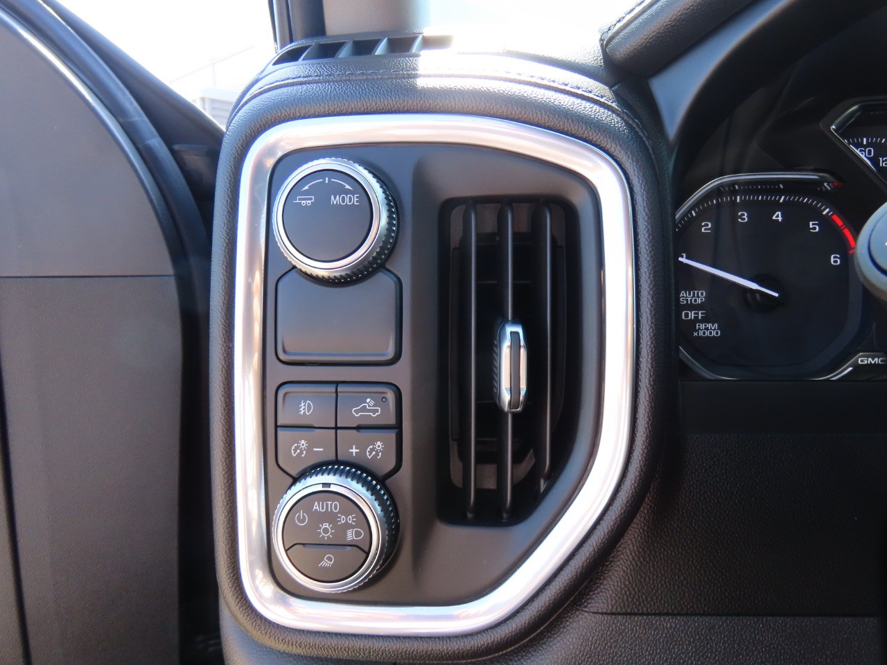 used 2021 GMC Sierra 1500 car, priced at $36,999