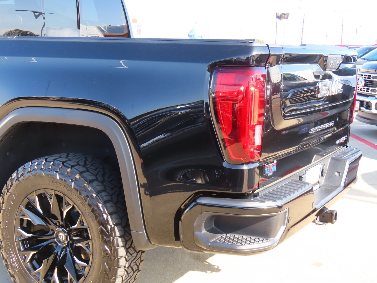 used 2023 GMC Sierra 1500 car, priced at $64,999