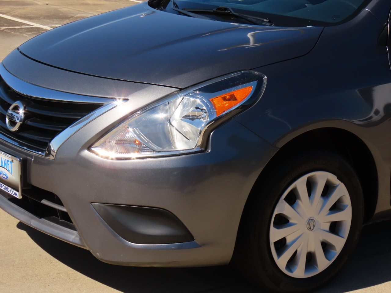 used 2019 Nissan Versa Sedan car