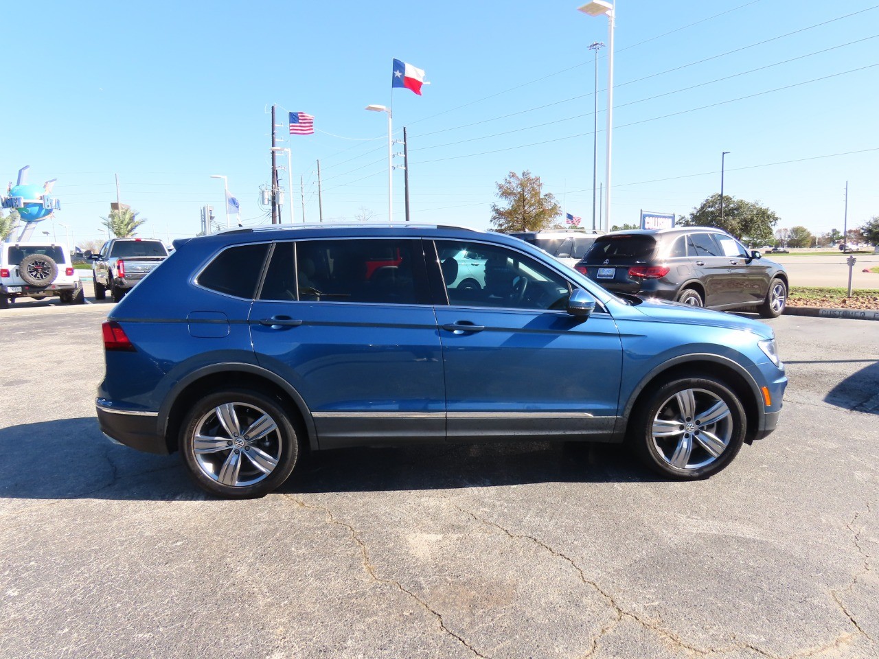 used 2020 Volkswagen Tiguan car, priced at $20,999