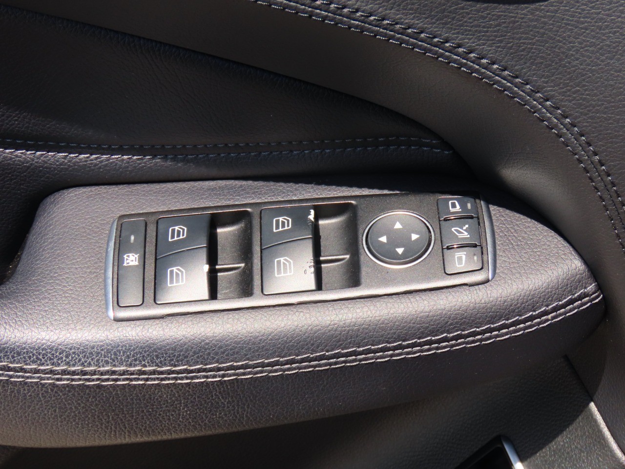 used 2016 Mercedes-Benz GLE car, priced at $14,999