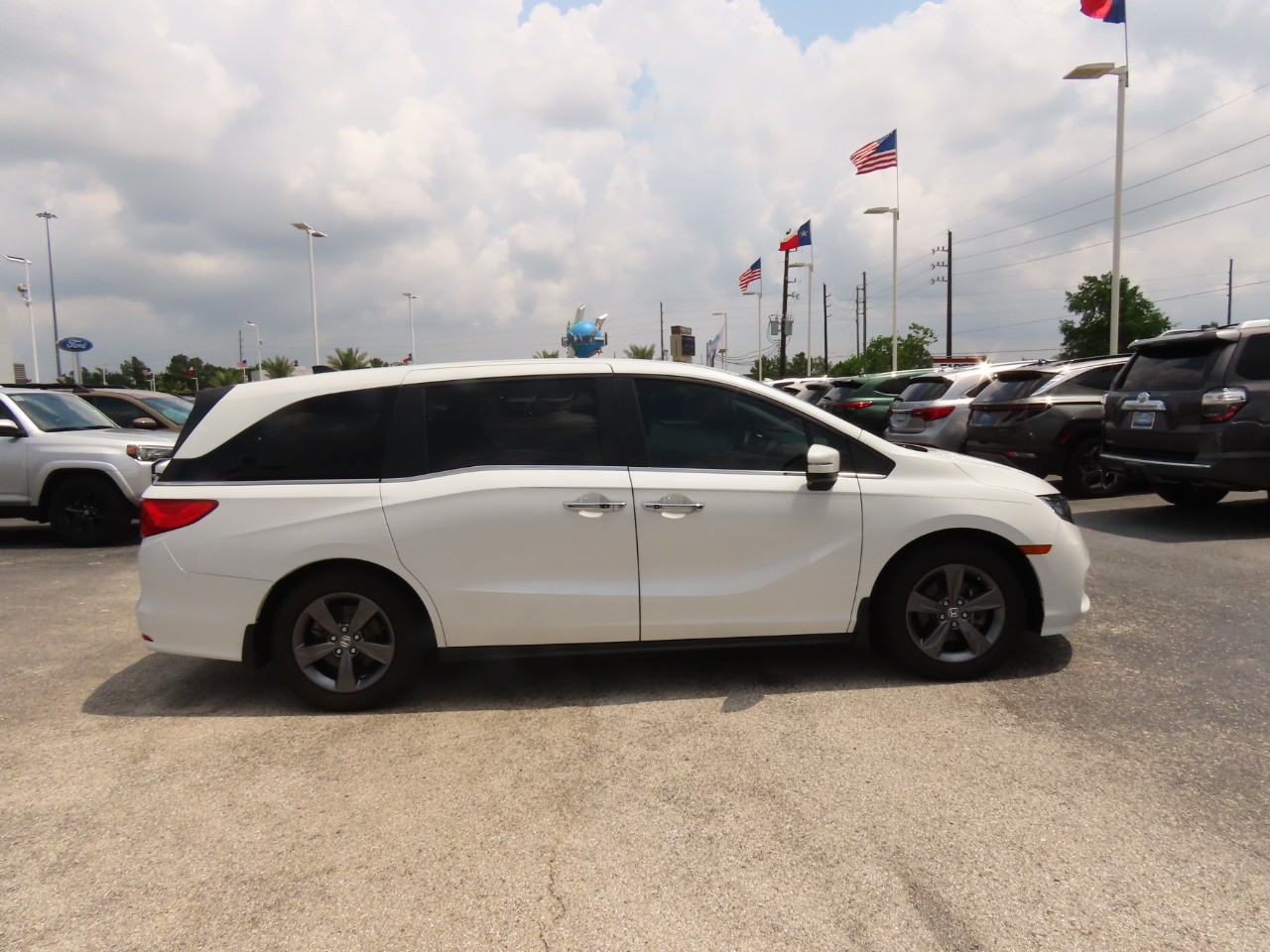 used 2021 Honda Odyssey car, priced at $27,999