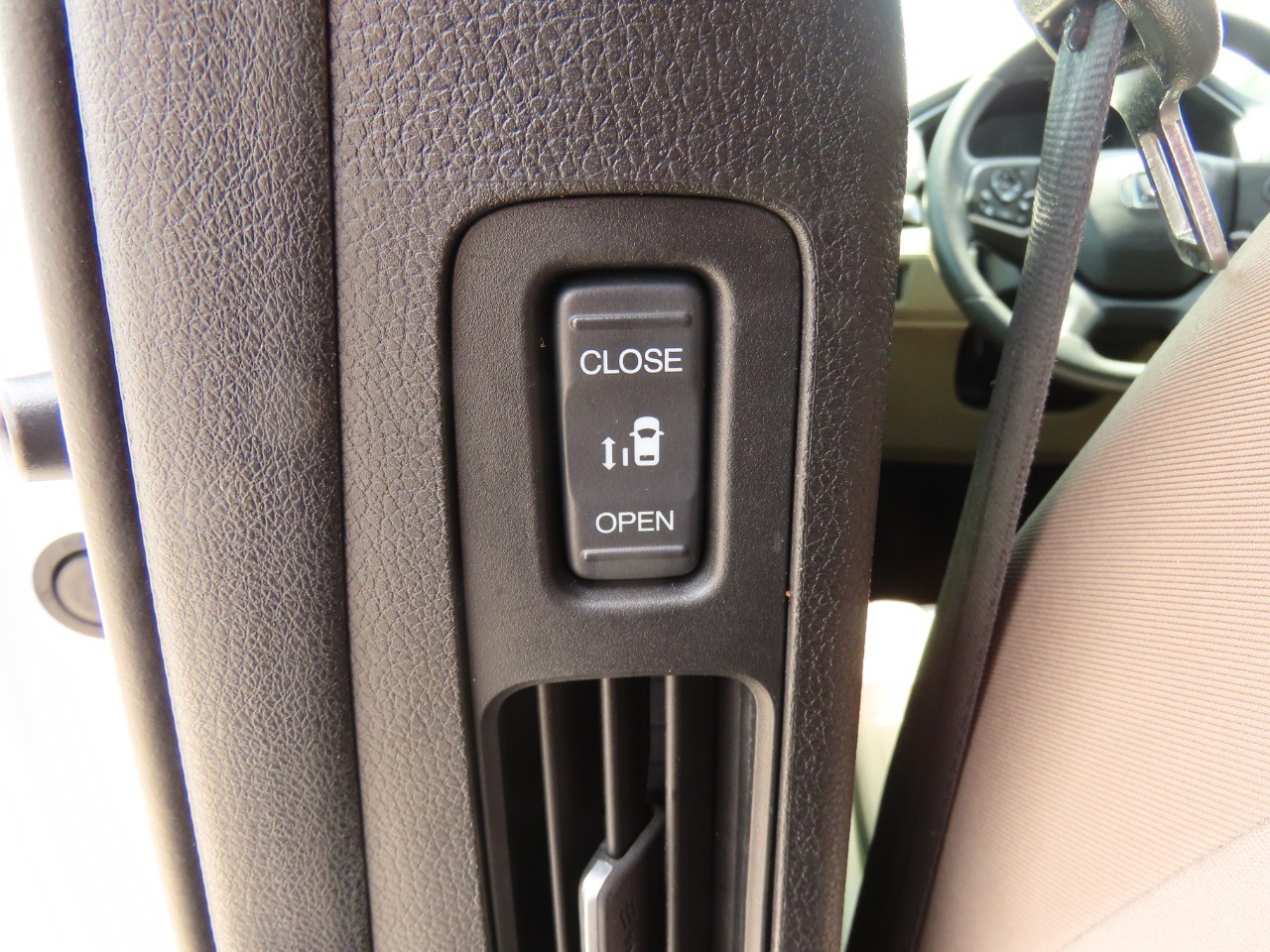 used 2021 Honda Odyssey car, priced at $27,999