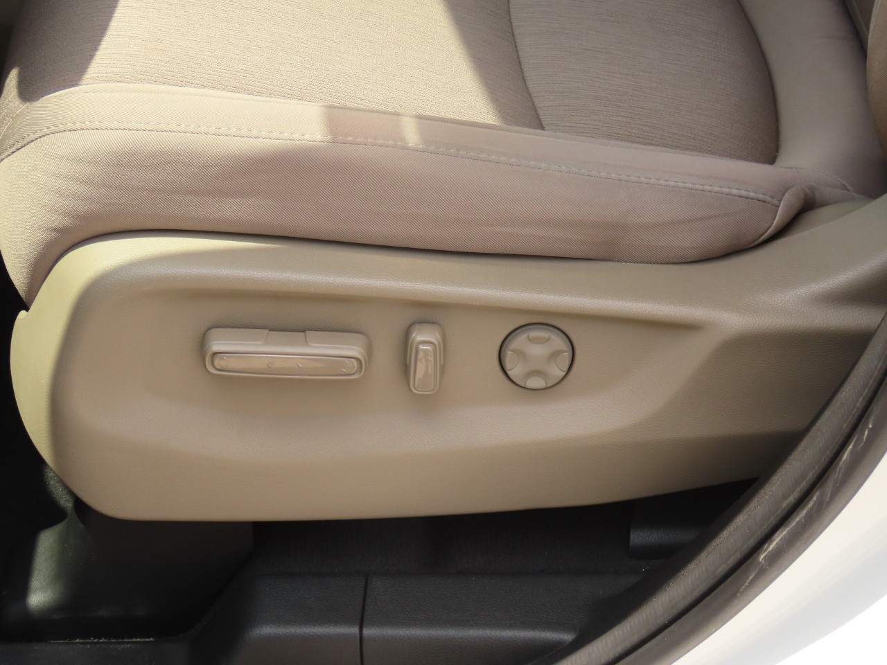 used 2021 Honda Odyssey car, priced at $27,999