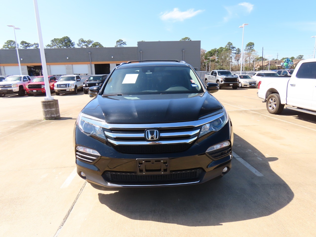 used 2017 Honda Pilot car