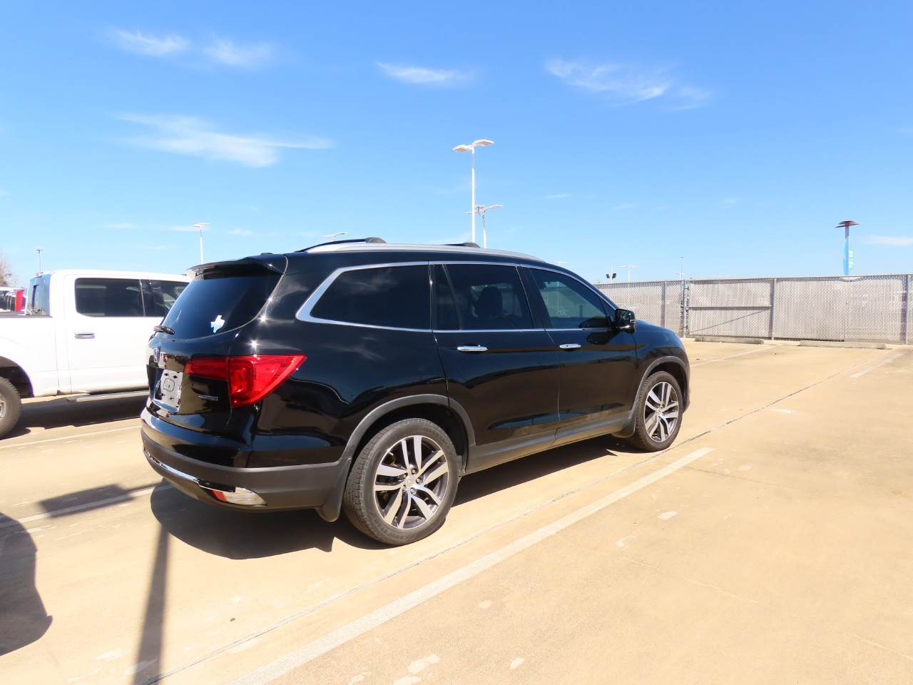 used 2017 Honda Pilot car