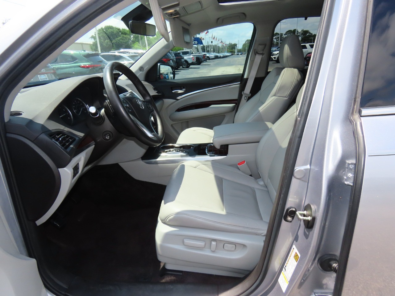 used 2016 Acura MDX car, priced at $17,999