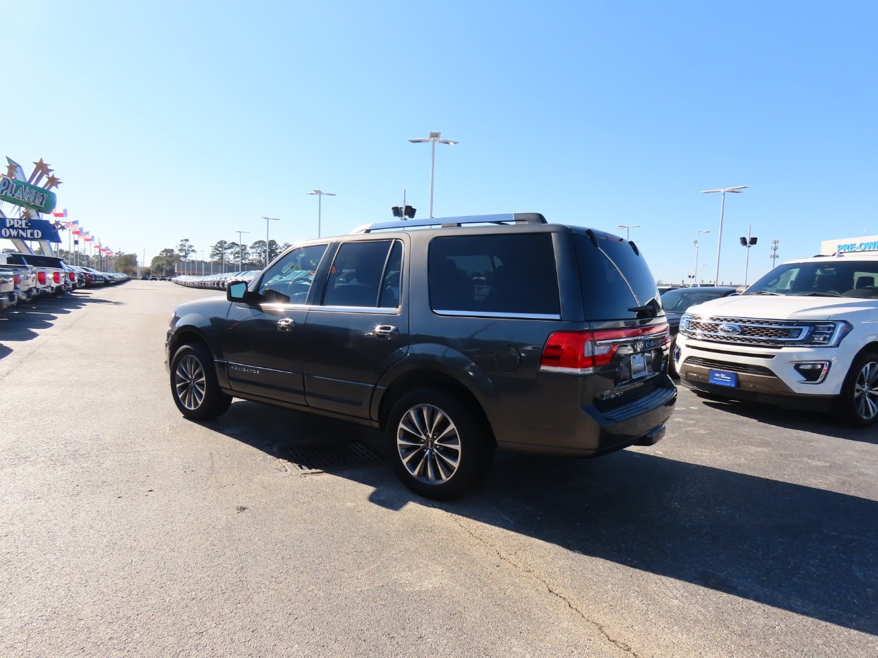 used 2017 Lincoln Navigator car, priced at $22,999