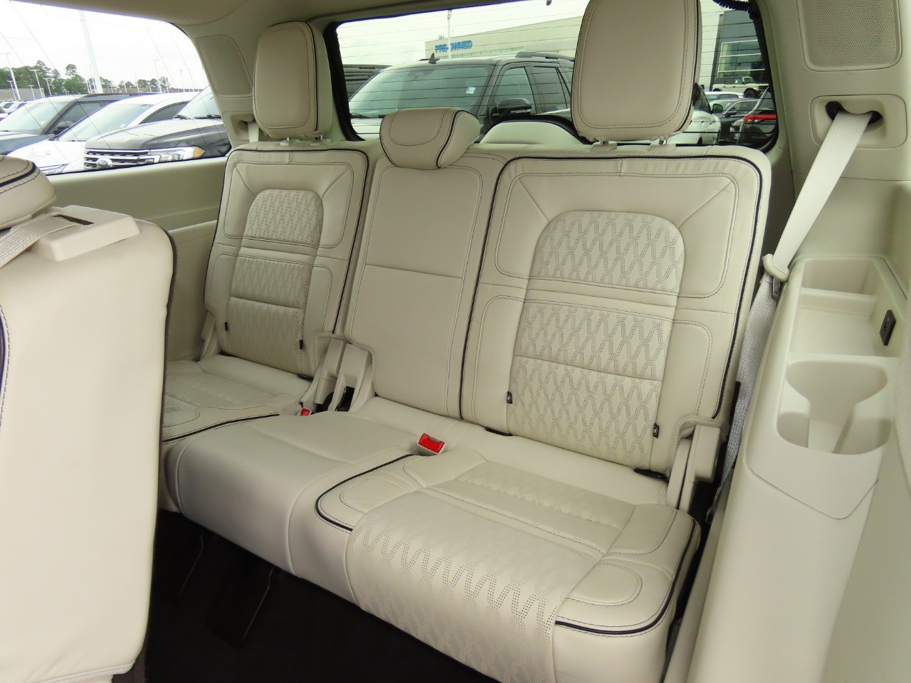 used 2020 Lincoln Navigator car, priced at $41,999