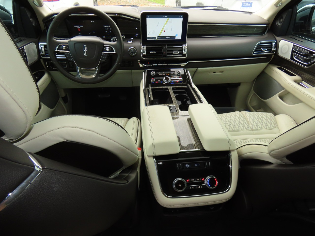 used 2020 Lincoln Navigator car, priced at $41,999