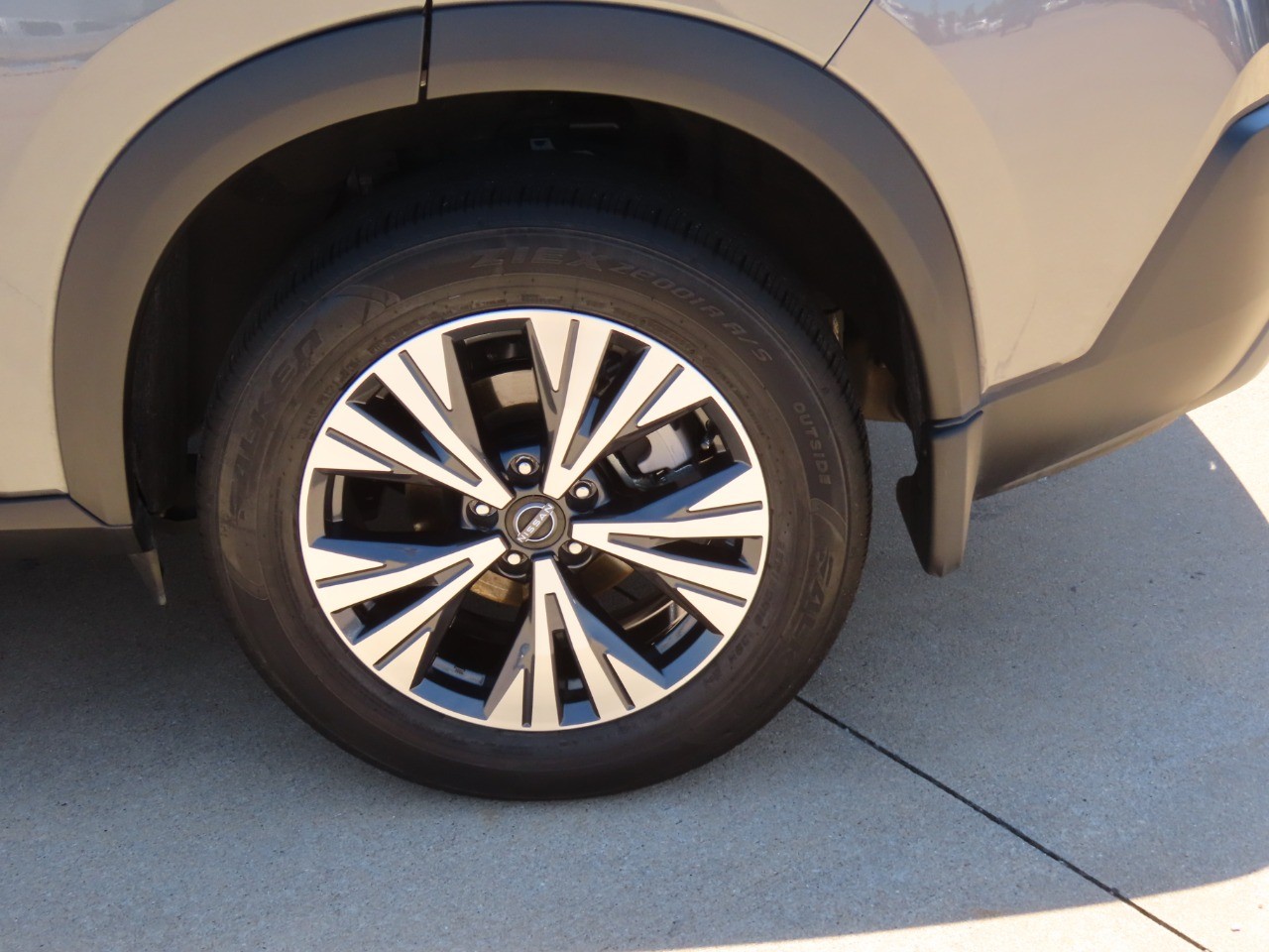 used 2022 Nissan Rogue car, priced at $24,999