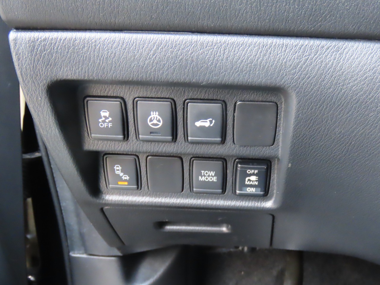 used 2020 Nissan Pathfinder car, priced at $17,999