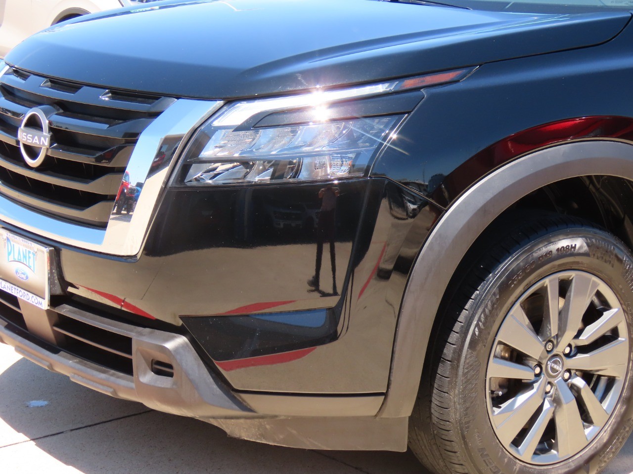 used 2024 Nissan Pathfinder car