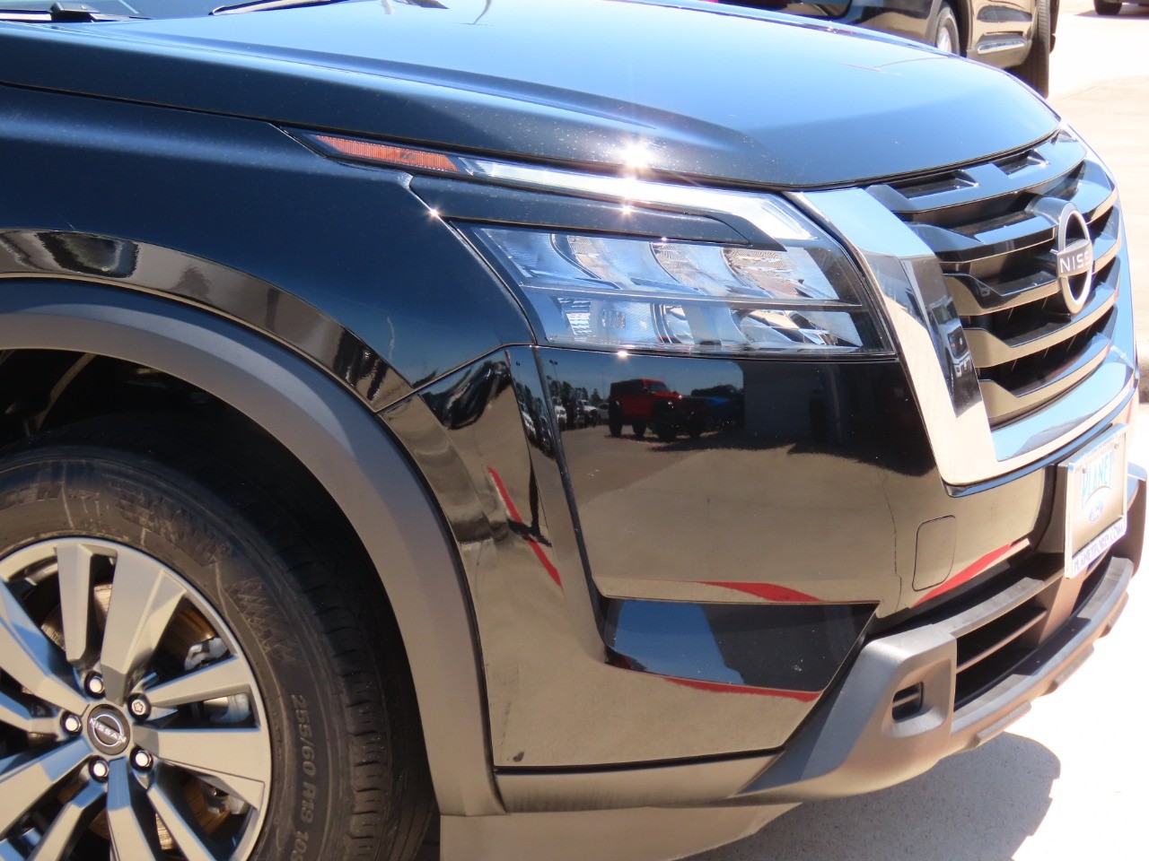 used 2024 Nissan Pathfinder car