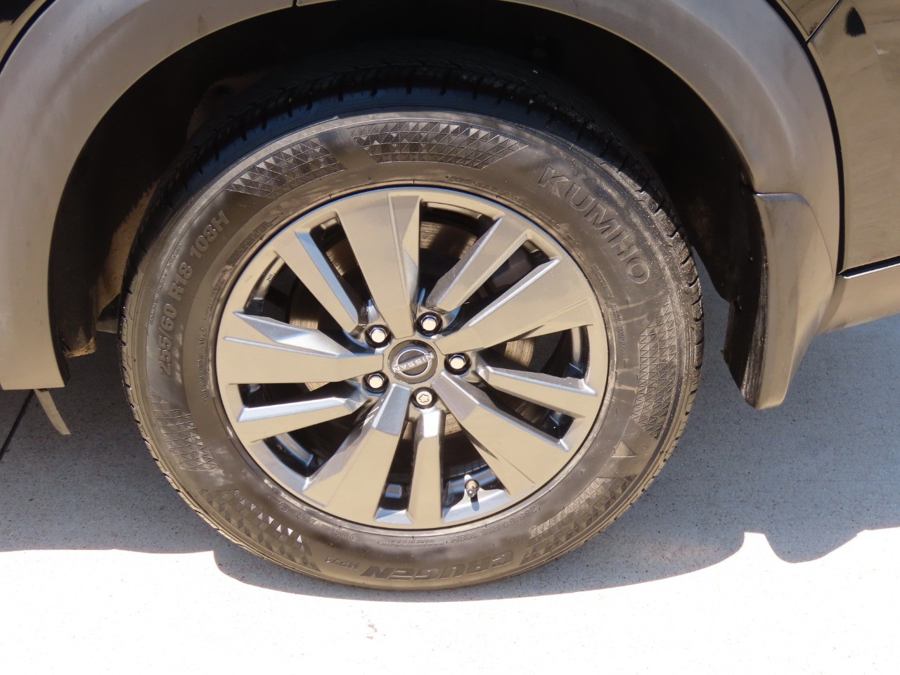 used 2024 Nissan Pathfinder car