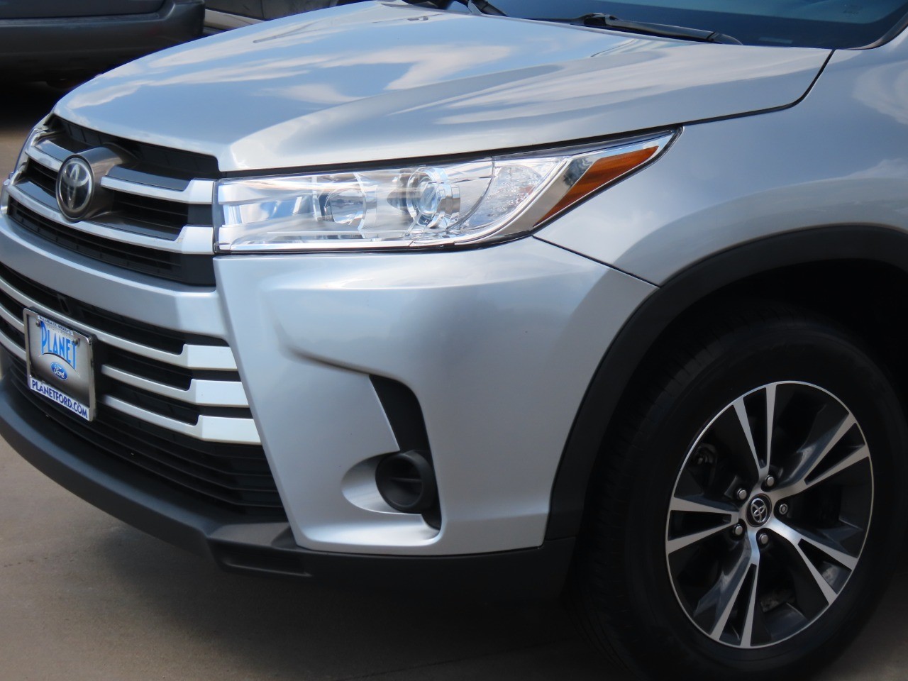 used 2019 Toyota Highlander car, priced at $10,999