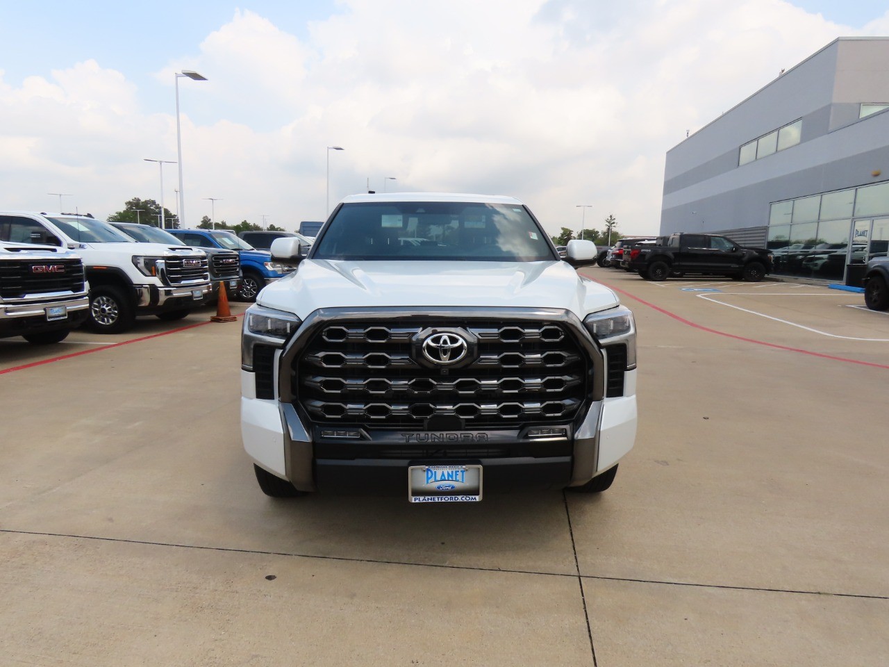 used 2022 Toyota TUNDRA 4WD car, priced at $51,999