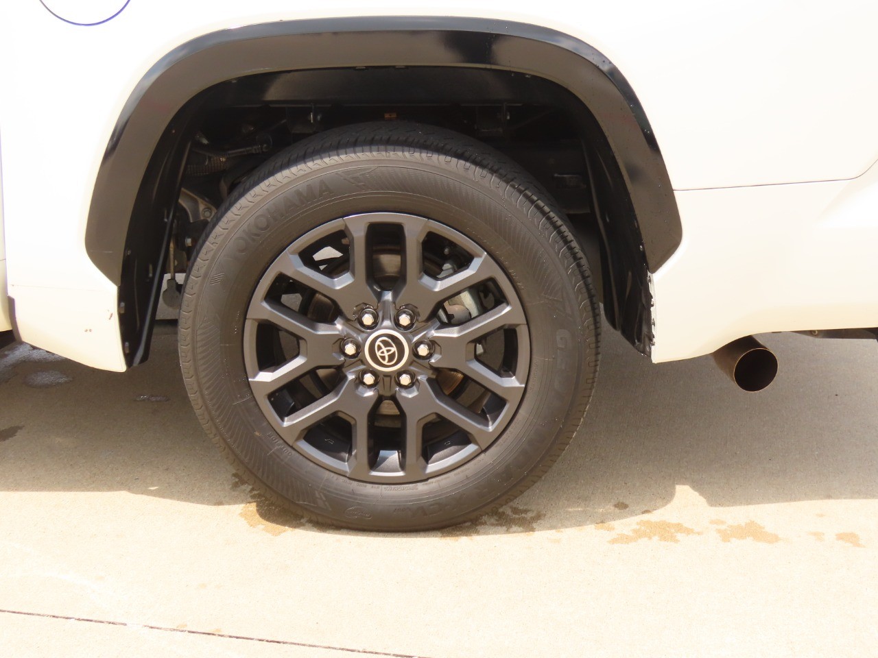 used 2022 Toyota TUNDRA 4WD car, priced at $51,999