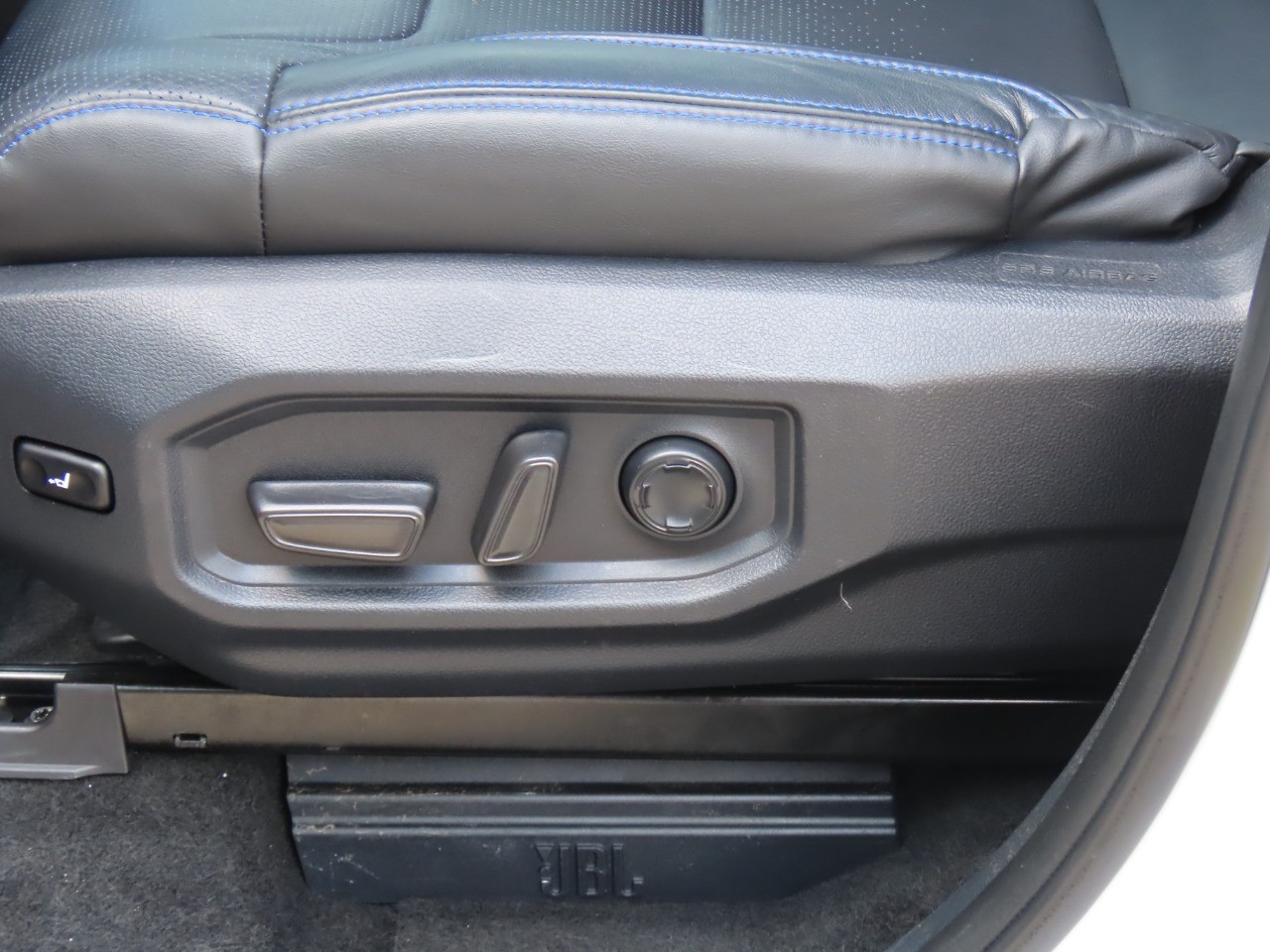 used 2022 Toyota TUNDRA 4WD car, priced at $51,999