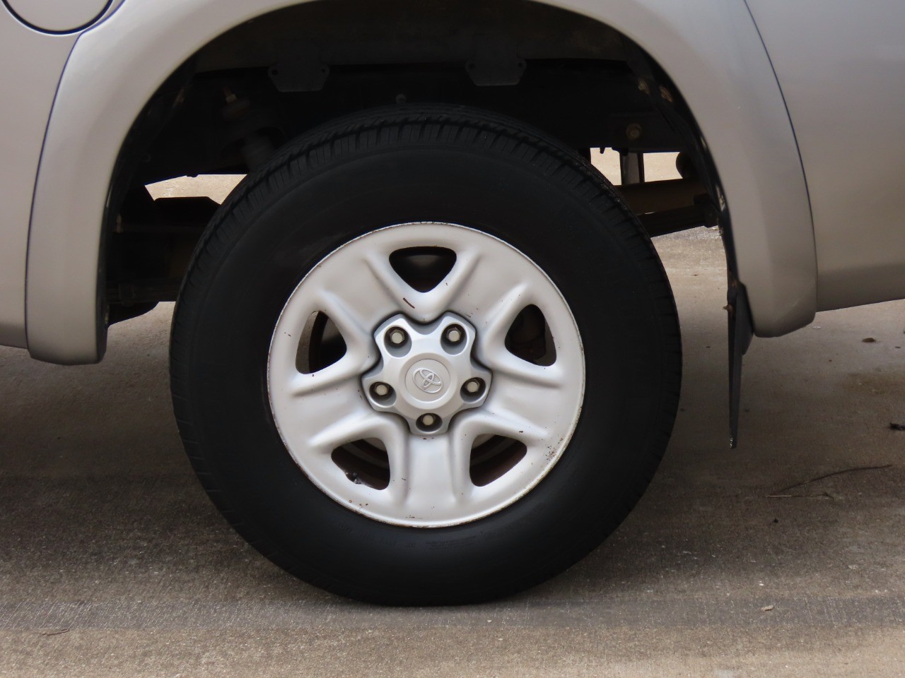 used 2010 Toyota Tundra 2WD Truck car, priced at $8,999
