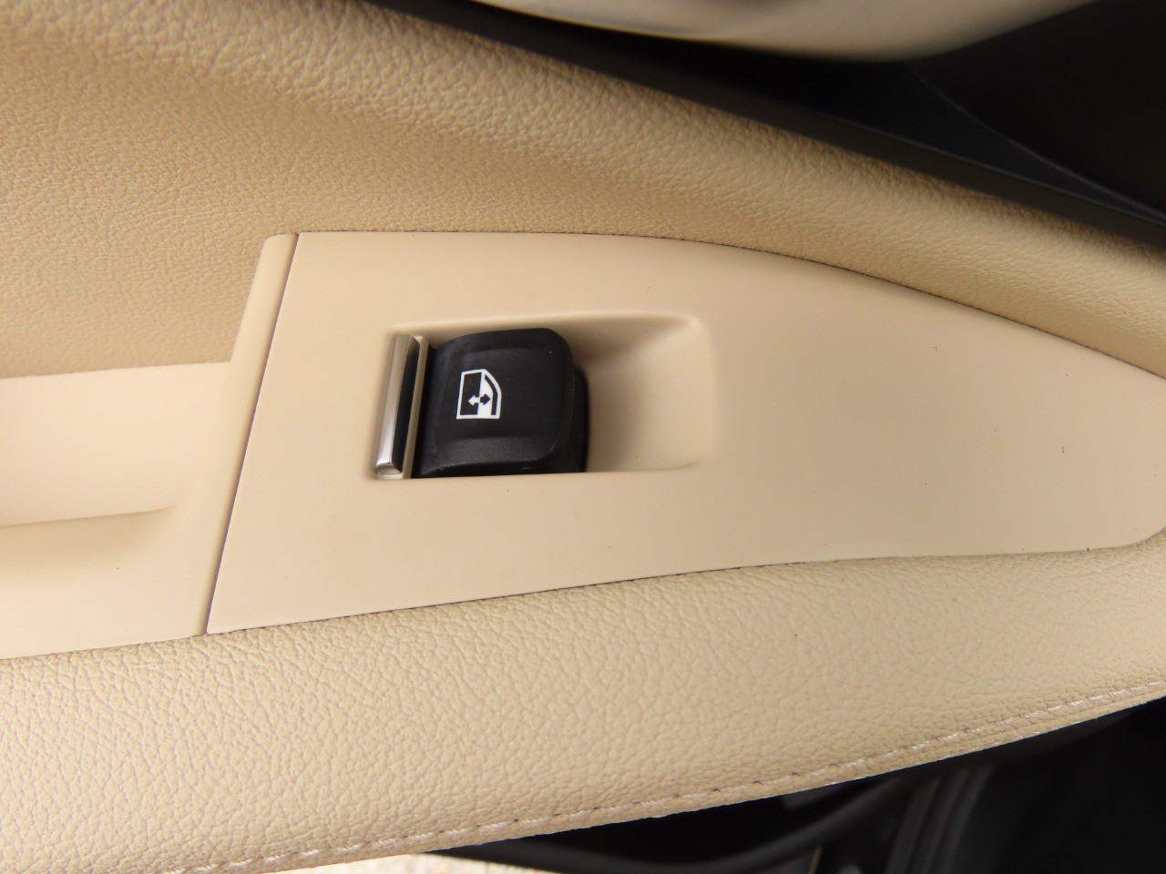 used 2022 BMW X5 car, priced at $41,999