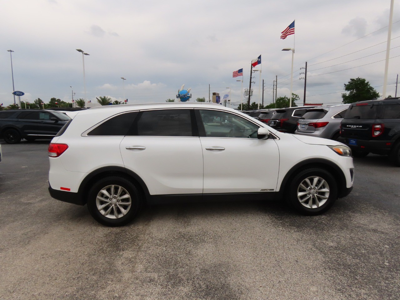 used 2017 Kia Sorento car, priced at $10,999