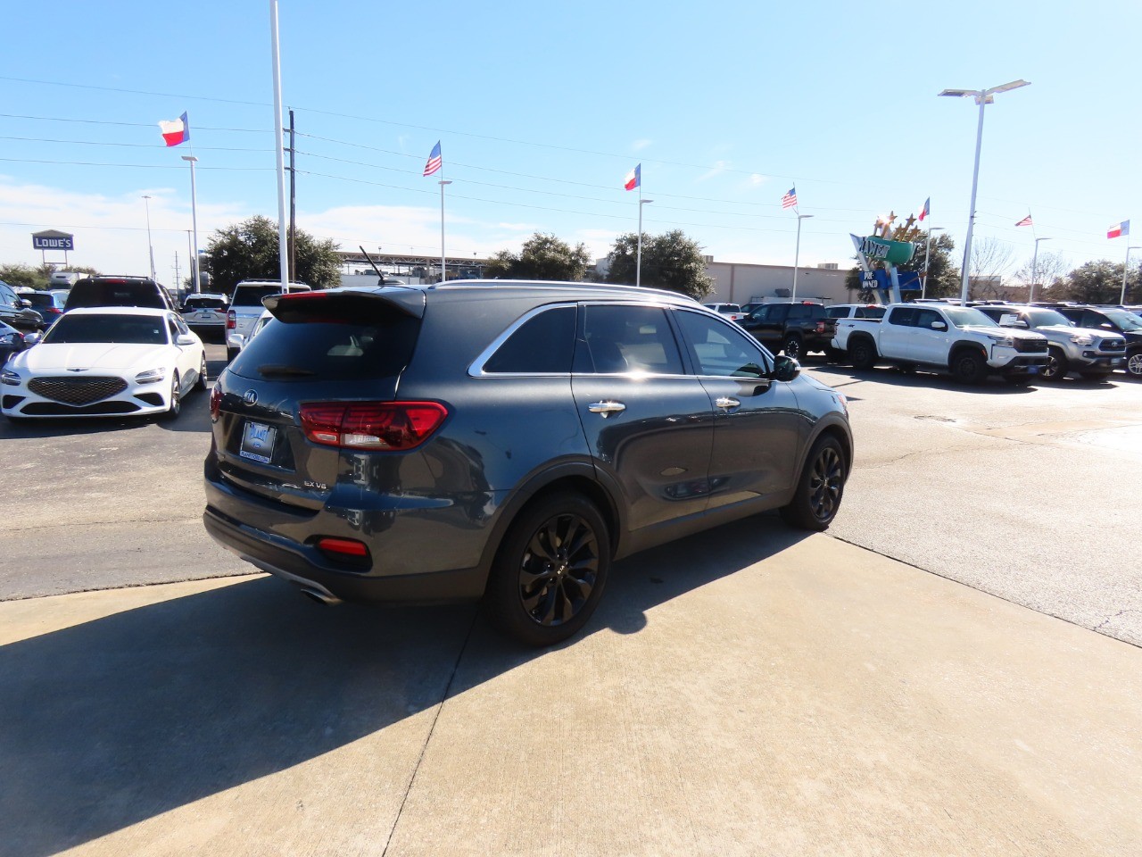 used 2020 Kia Sorento car, priced at $16,999