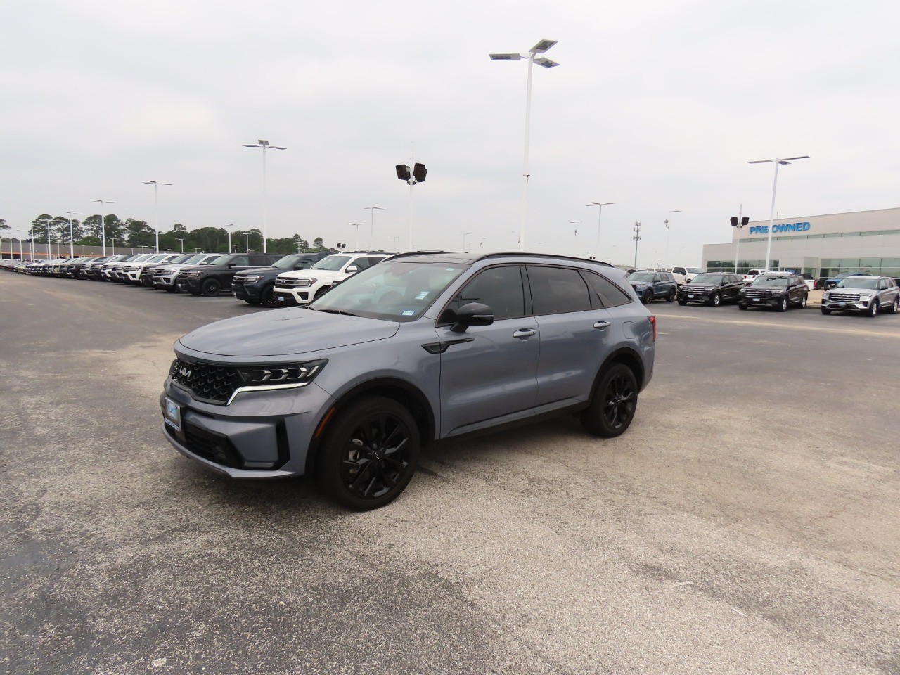 used 2023 Kia Sorento car, priced at $33,999