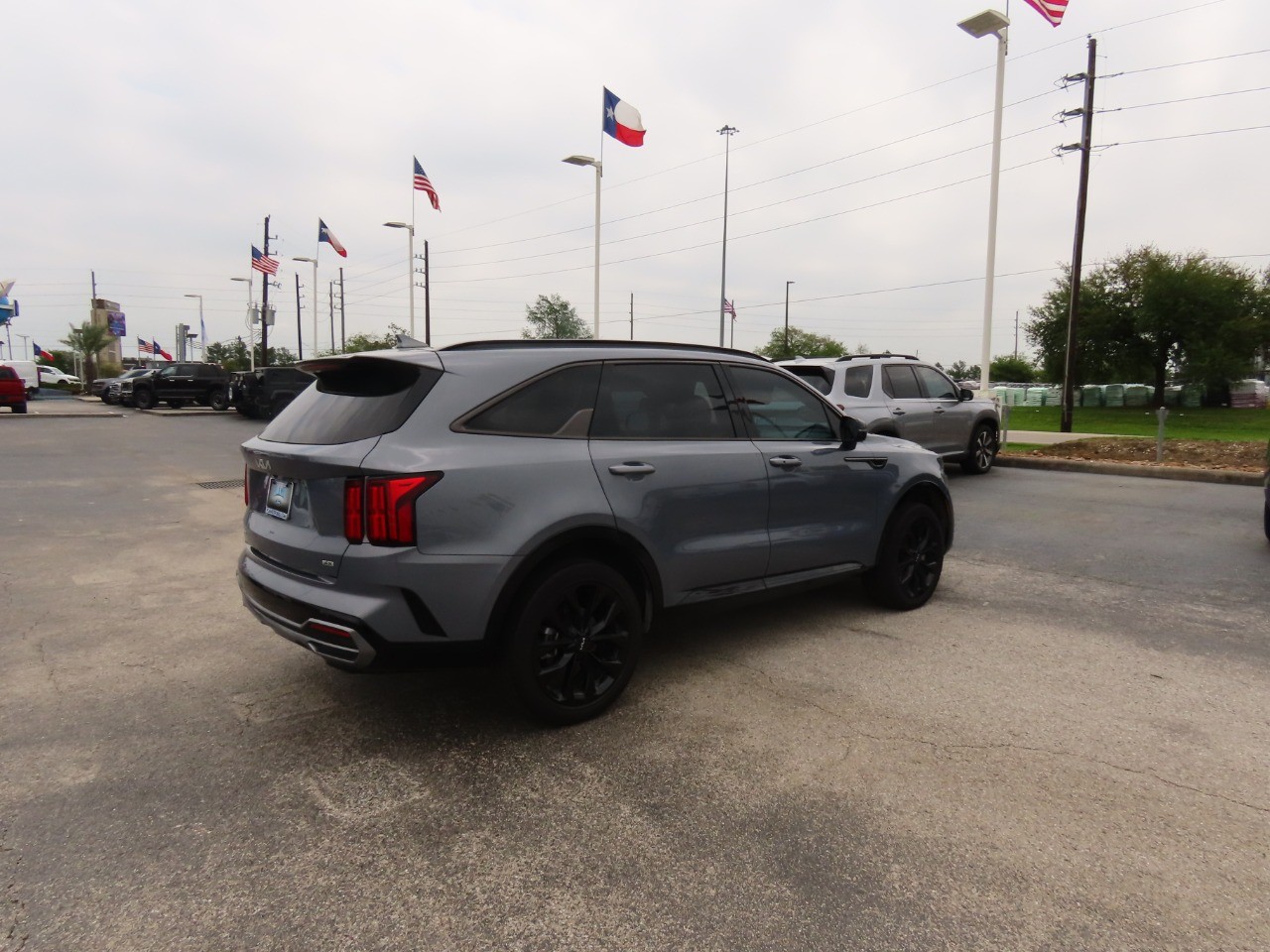 used 2023 Kia Sorento car, priced at $33,999