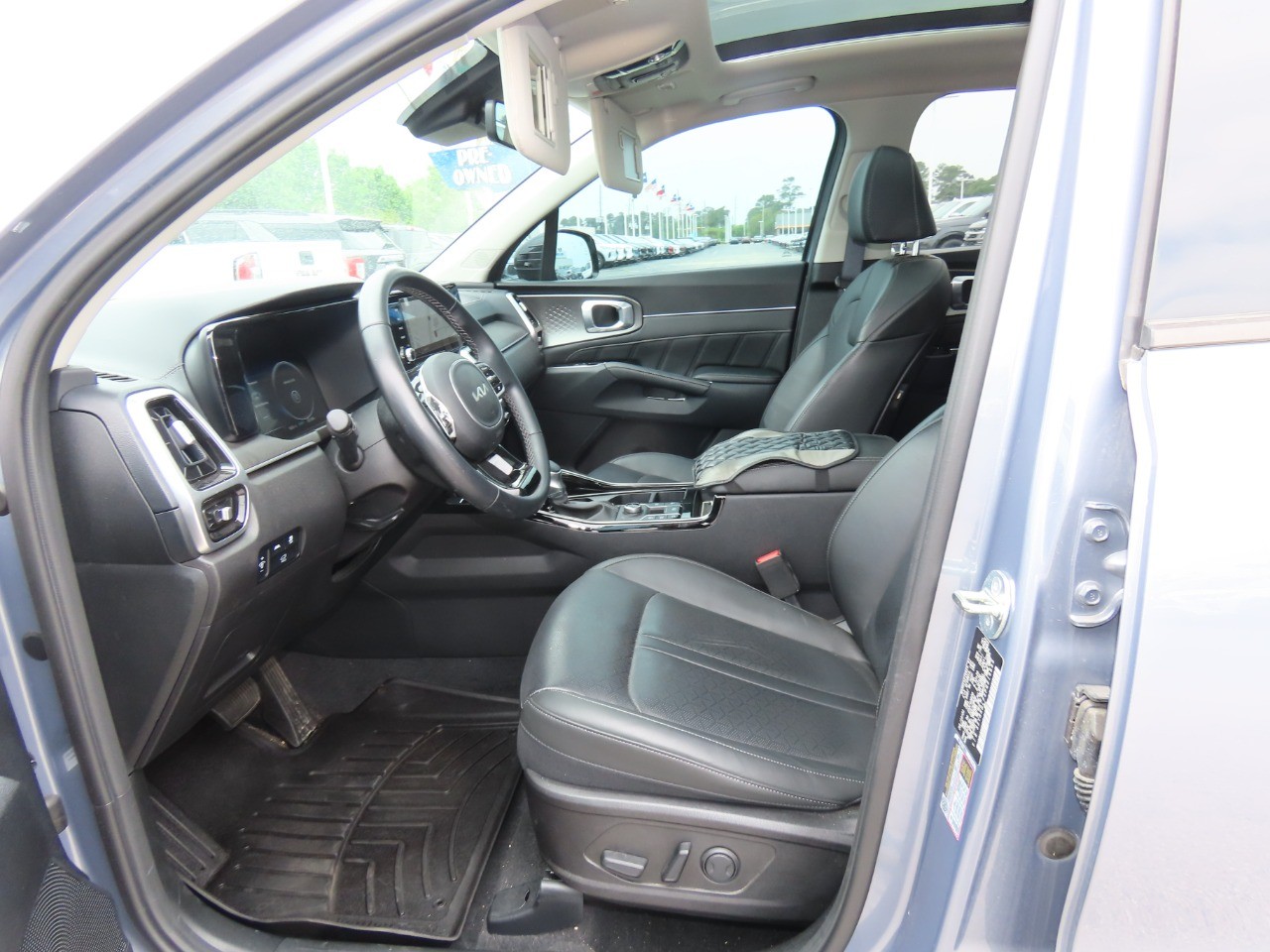used 2023 Kia Sorento car, priced at $33,999