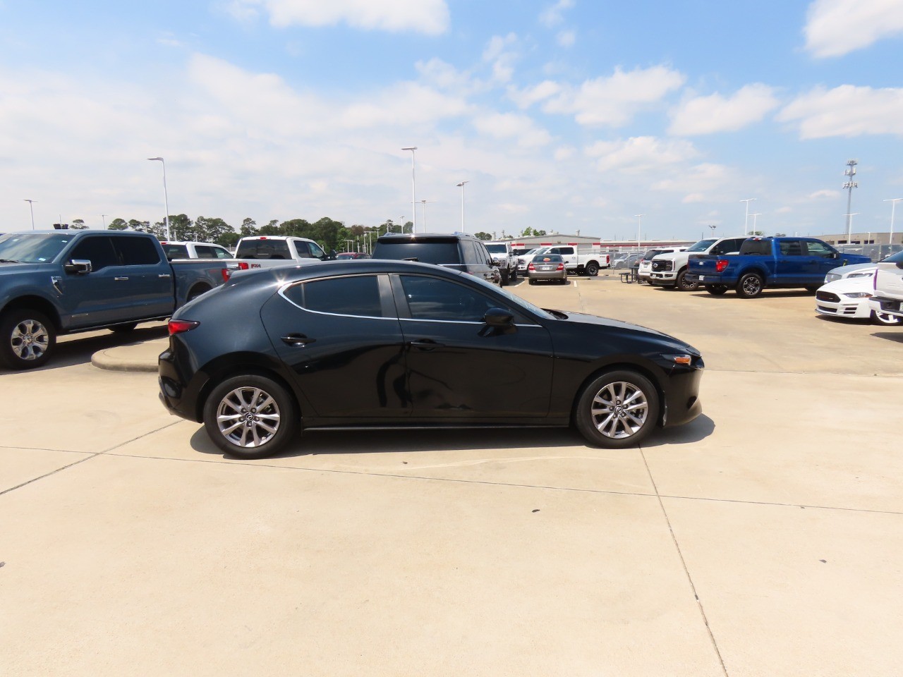 used 2022 Mazda Mazda3 Hatchback car, priced at $18,999