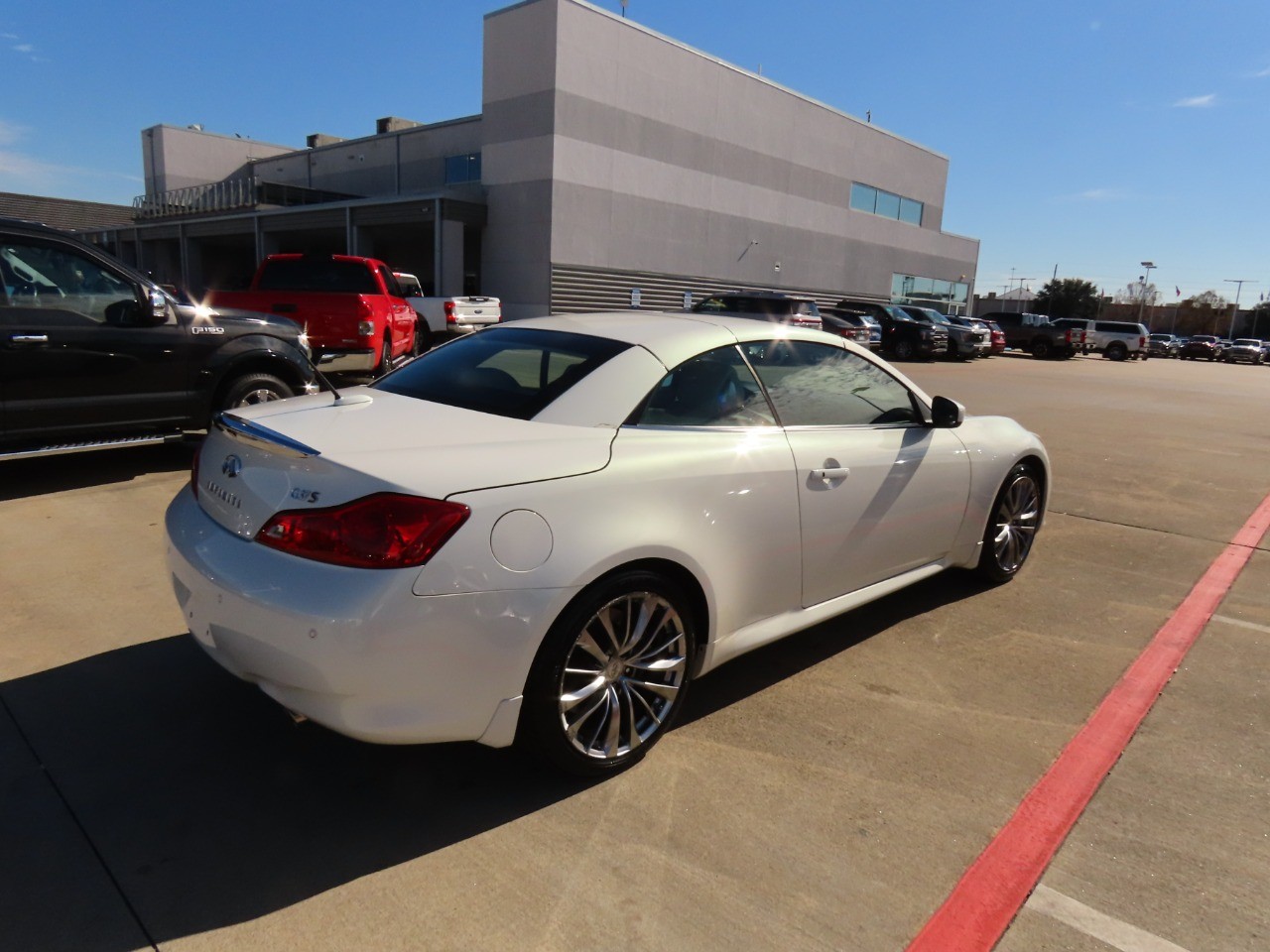 used 2011 INFINITI G37 car, priced at $11,999