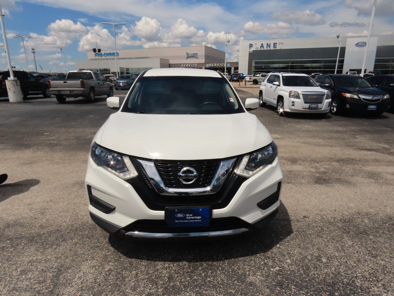 used 2017 Nissan Rogue car