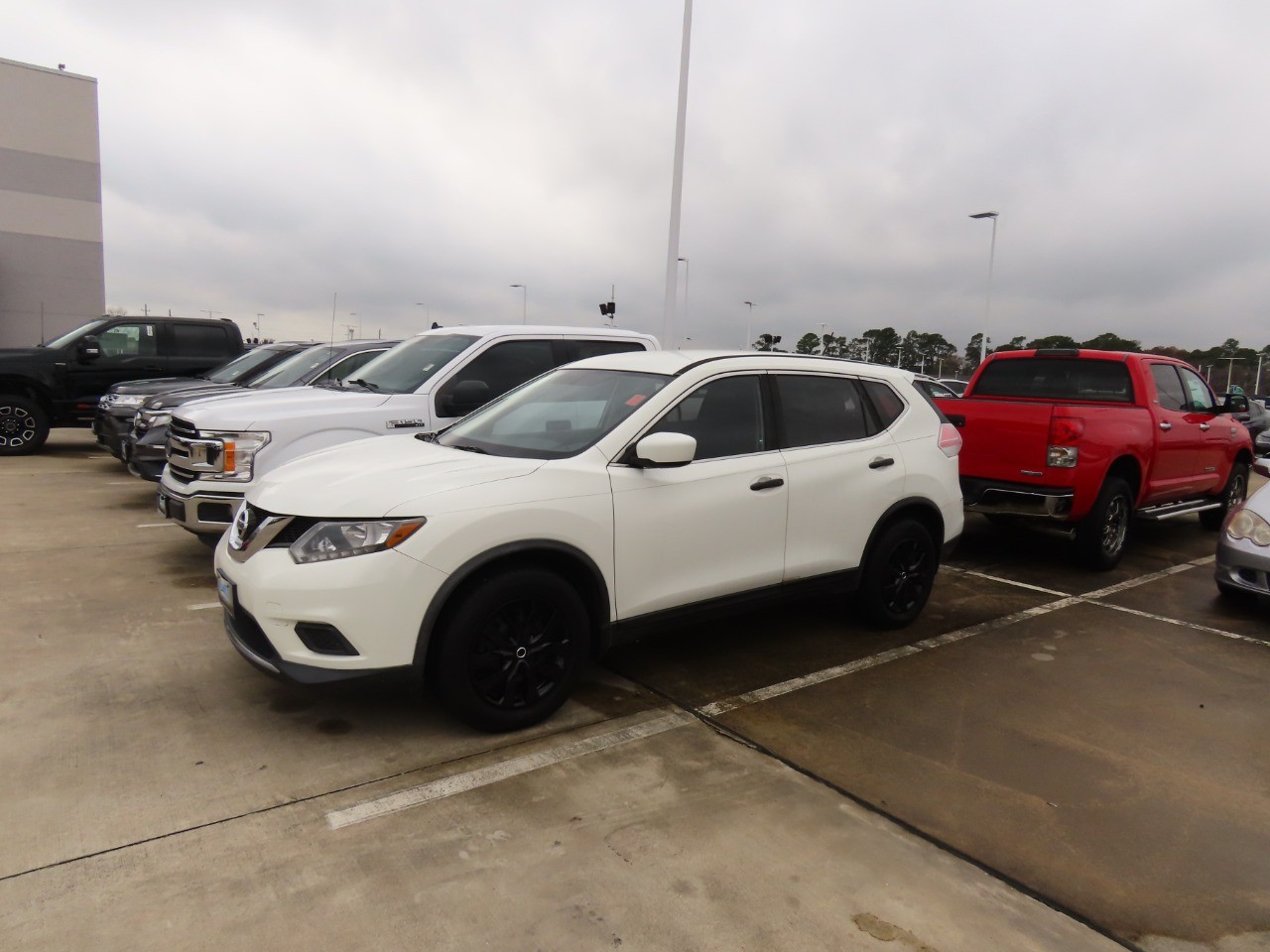 used 2016 Nissan Rogue car, priced at $9,999