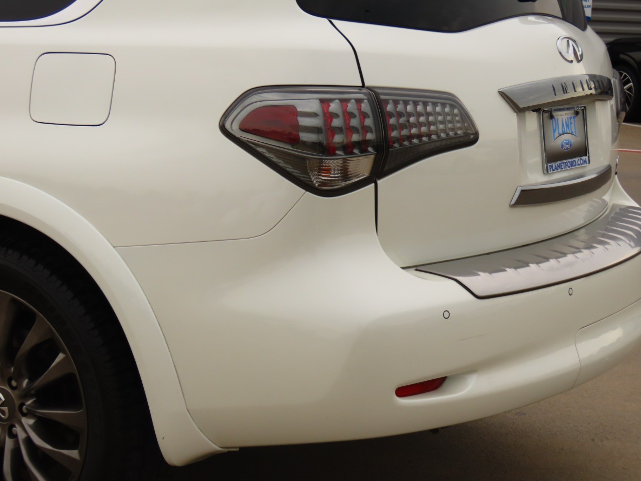 used 2015 INFINITI QX80 car, priced at $15,999