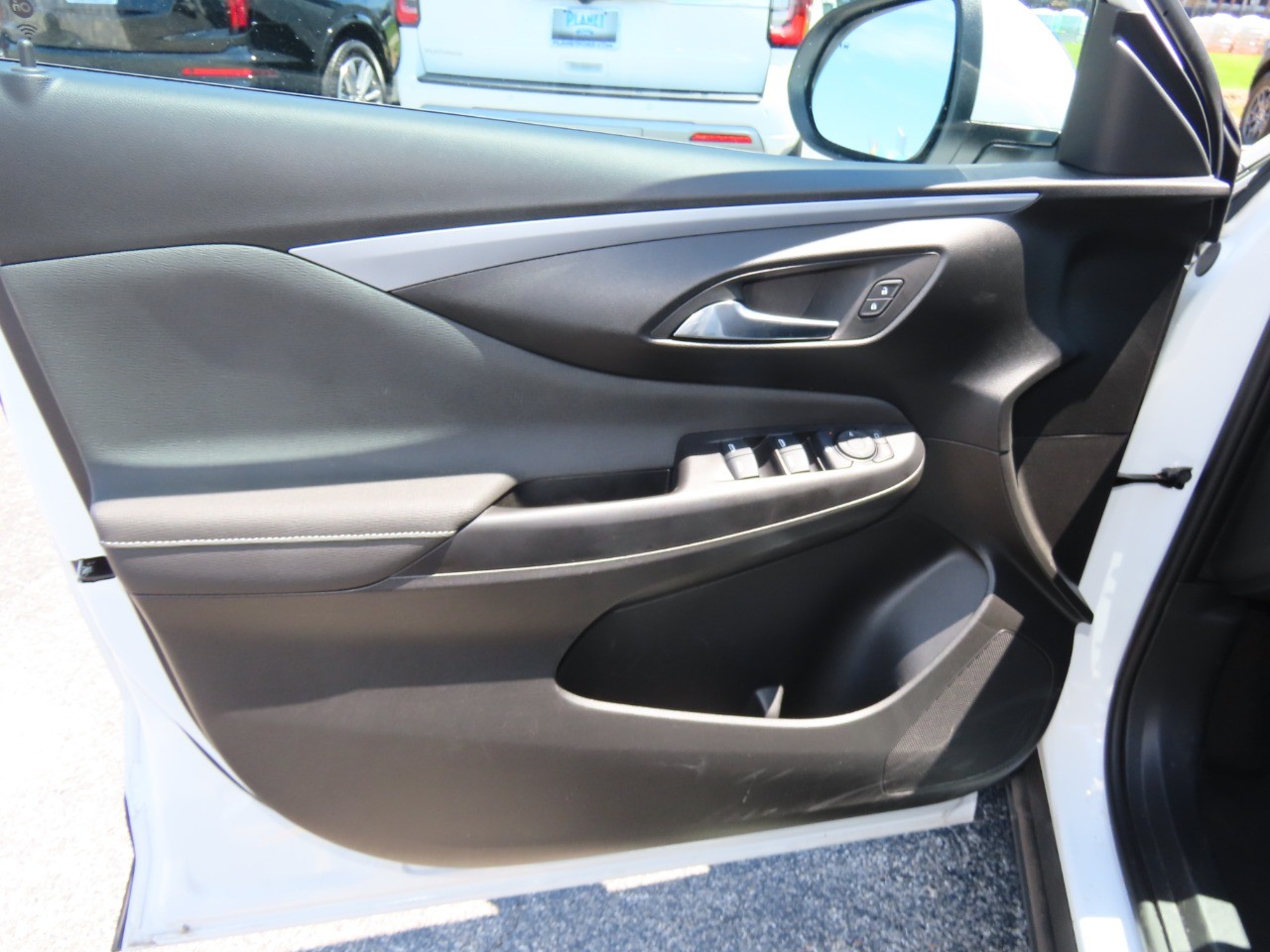 used 2025 Buick Envista car, priced at $24,999