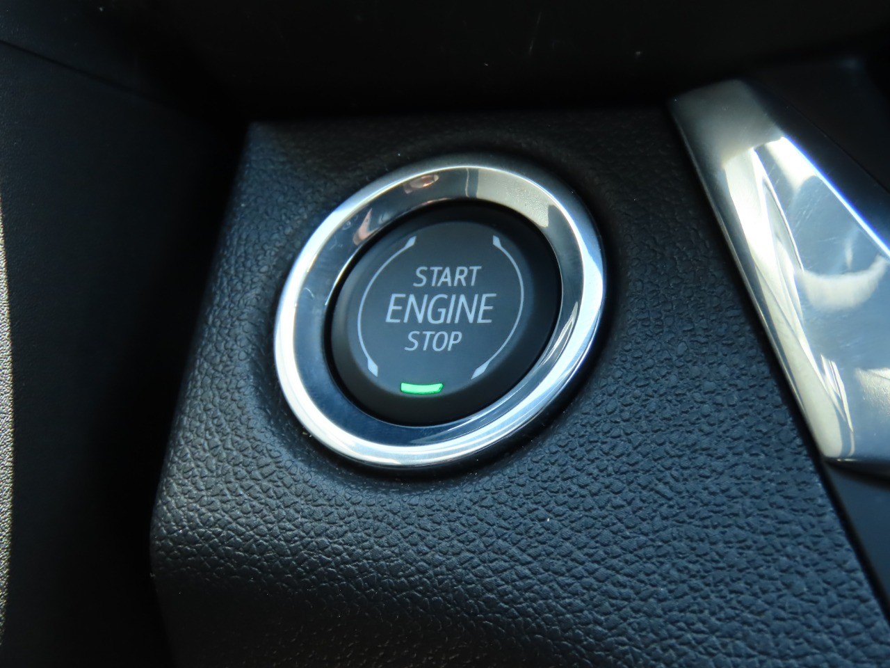used 2025 Buick Envista car, priced at $24,999