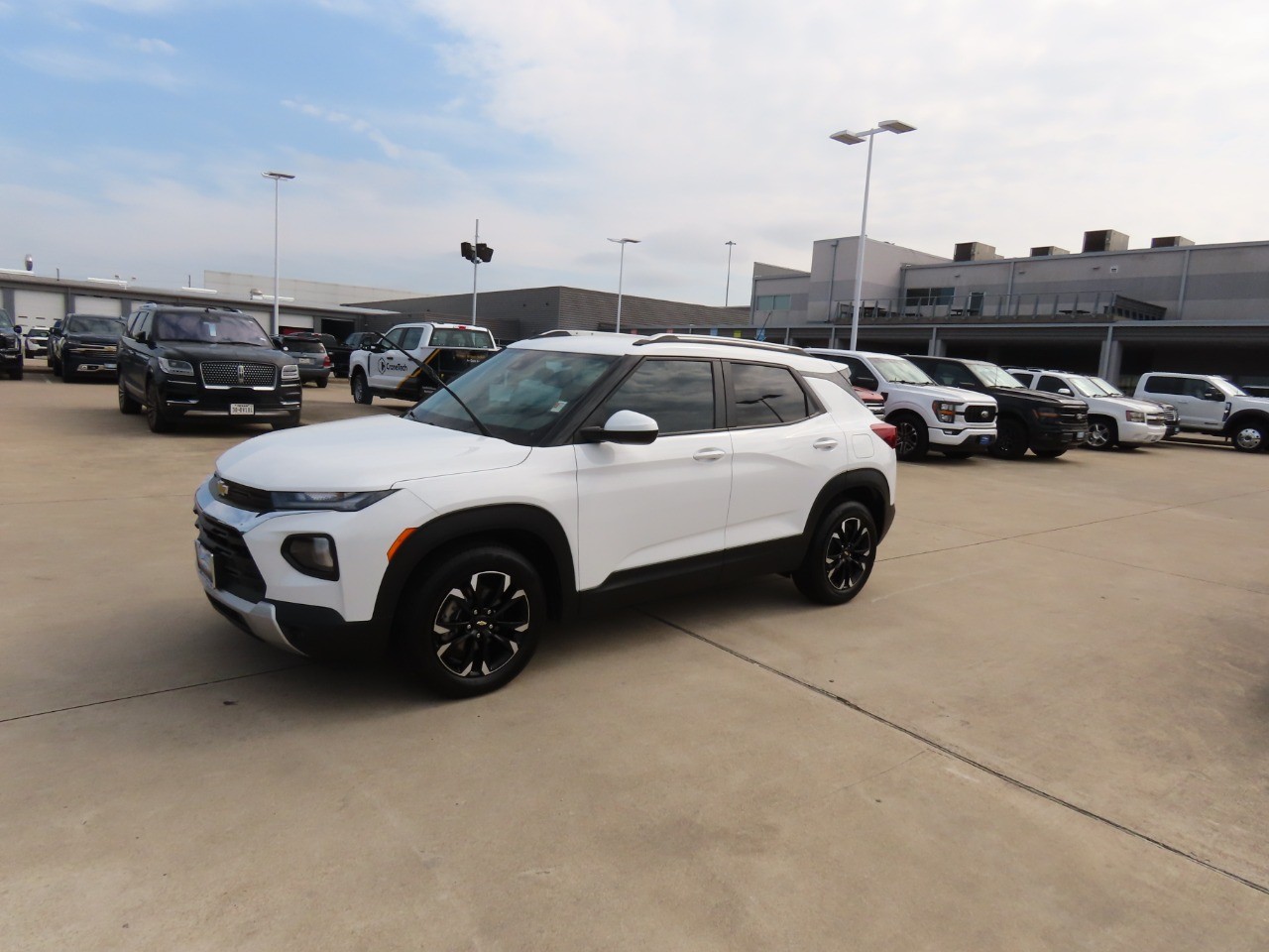 used 2023 Chevrolet TrailBlazer car, priced at $21,999