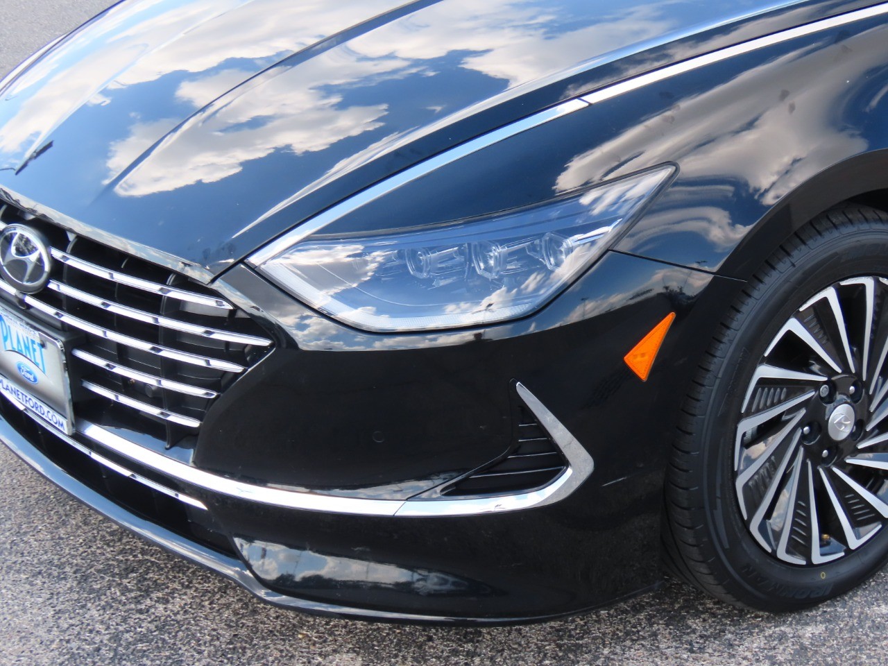 used 2021 Hyundai Sonata Hybrid car, priced at $23,999