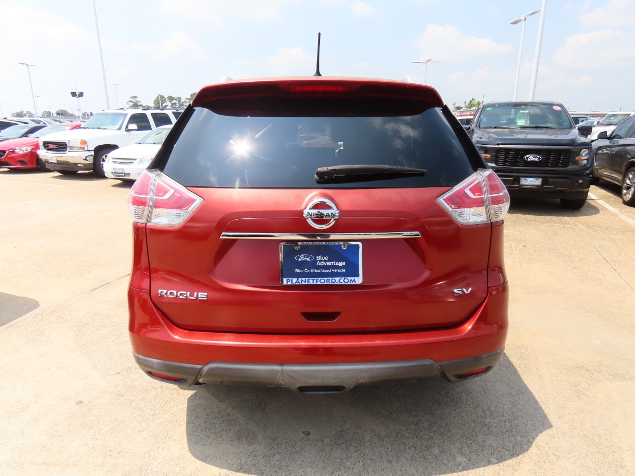 used 2016 Nissan Rogue car, priced at $13,999