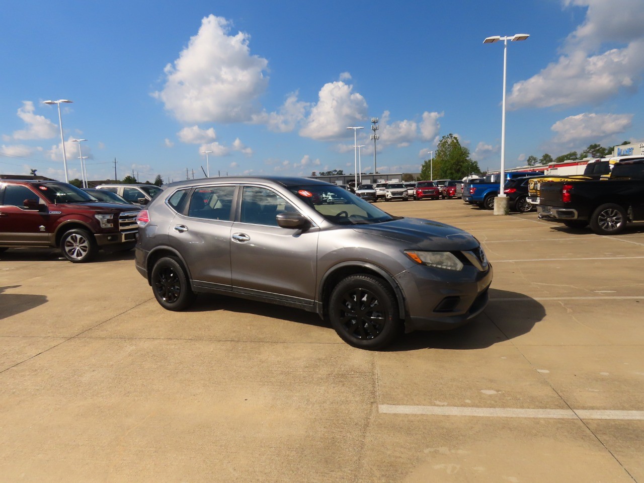 used 2015 Nissan Rogue car, priced at $7,999